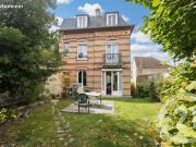 Maison 10 pièces 153 m²