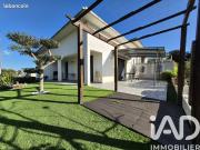 Maison 10 pièces 164 m²