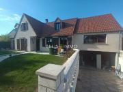 Maison 10 pièces 175 m²