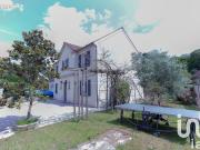 Maison 10 pièces 185 m²