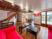 Maison 10 pièces 201 m²