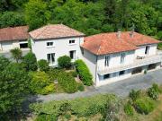 Maison 10 pièces 207 m²