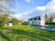 Maison 10 pièces 213 m²