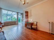Maison 10 pièces 215 m²