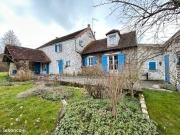 Maison 10 pièces 215 m²