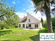 Maison 10 pièces 216 m² Maison 10 pièces 216 m²