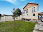 Maison 10 pièces 225 m²