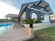 Maison 10 pièces 226 m²