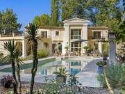 Maison 10 pièces 226 m²