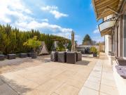 Maison 10 pièces 234 m²