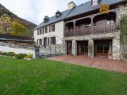 Maison 10 pièces 235 m²