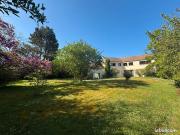 Maison 10 pièces 240 m²