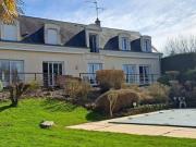 Maison 10 pièces 240 m²