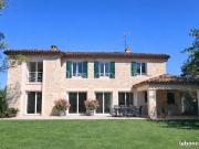 Maison 10 pièces 240 m²