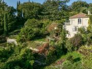 Maison 10 pièces 240 m²