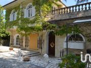 Maison 10 pièces 240 m²