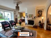 Maison 10 pièces 241 m²