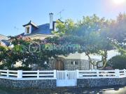 Maison 10 pièces 241 m²