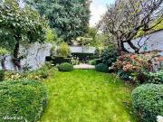 Maison 10 pièces 242 m²