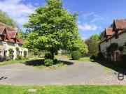 Maison 10 pièces 383 m²