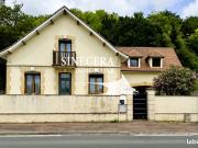 Maison 10 pièces 243 m²