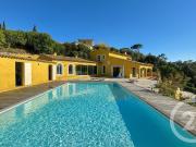 Maison 10 pièces 245 m²