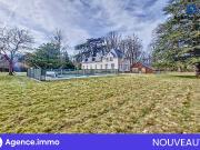 Maison 10 pièces 246 m²