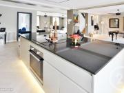 Maison 10 pièces 251 m²