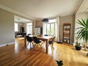 Maison 10 pièces 251 m²