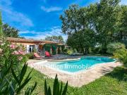 Maison 10 pièces 251 m²