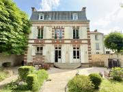 Maison 10 pièces 252 m²