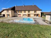 Maison 10 pièces 253 m²