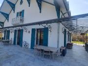 Maison 10 pièces 255 m²