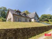 Maison 10 pièces 255 m²