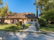 Maison 10 pièces 256 m²