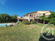 Maison 10 pièces 257 m²