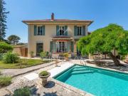 Maison 10 pièces 260 m²