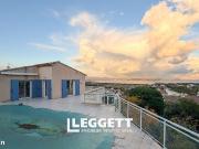 Maison 10 pièces 261 m²