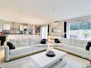 Maison 10 pièces 268 m²