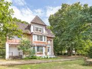 Maison 10 pièces 269 m²