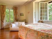 Maison 10 pièces 270 m²