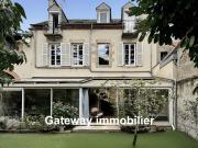 Maison 10 pièces 270 m²