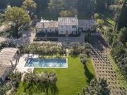 Maison 10 pièces 270 m²