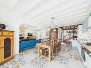 Maison 10 pièces 271 m²