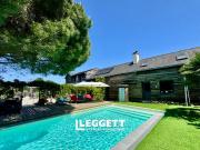 Maison 10 pièces 271 m²