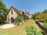 Maison 10 pièces 275 m²