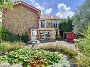 Maison 10 pièces 277 m²
