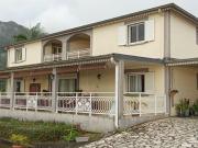 Maison 10 pièces 280 m²