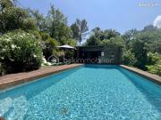 Maison 10 pièces 282 m²