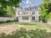 Maison 10 pièces 288 m²